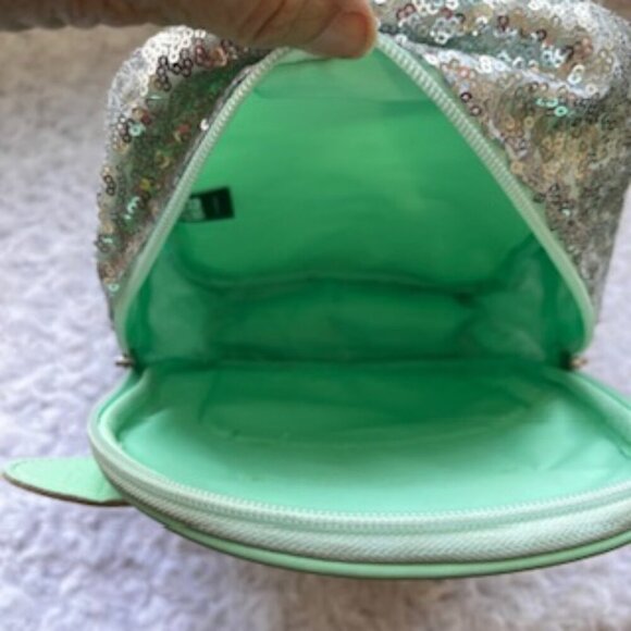 Star Wars Baby Yoda Sequin Mini Backpack Mandalorian Disney - Picture 12 of 12